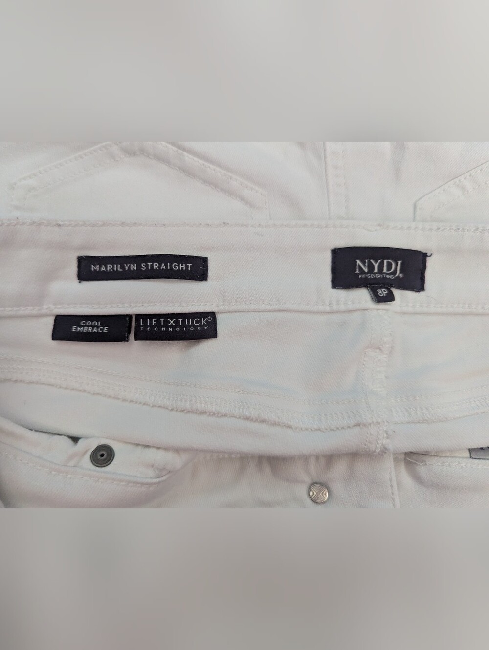 NYDJ Jeans Womens 8 White Capri Lift X Tuck Technology Cuffed Hem Stretch Preppy